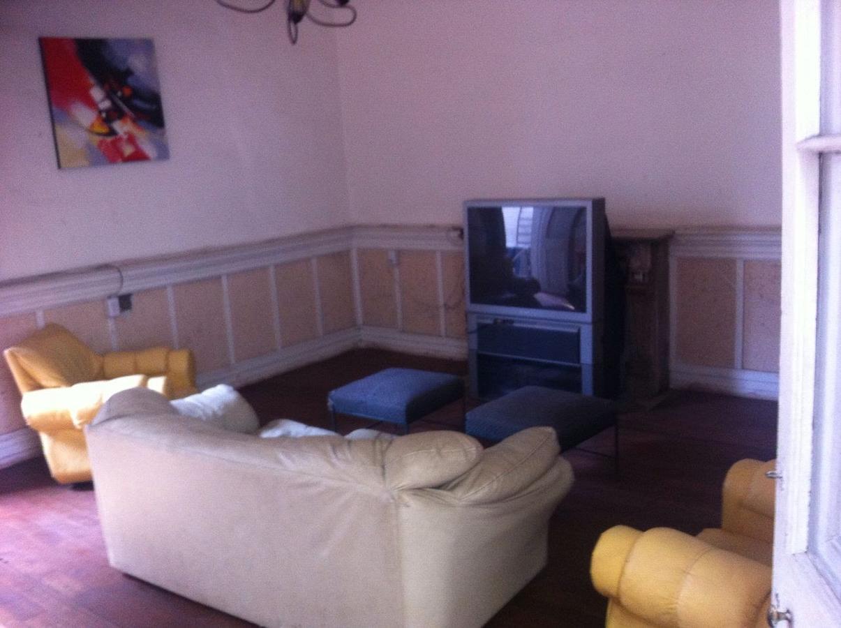 Hostal Chacabuco Сантяго Екстериор снимка